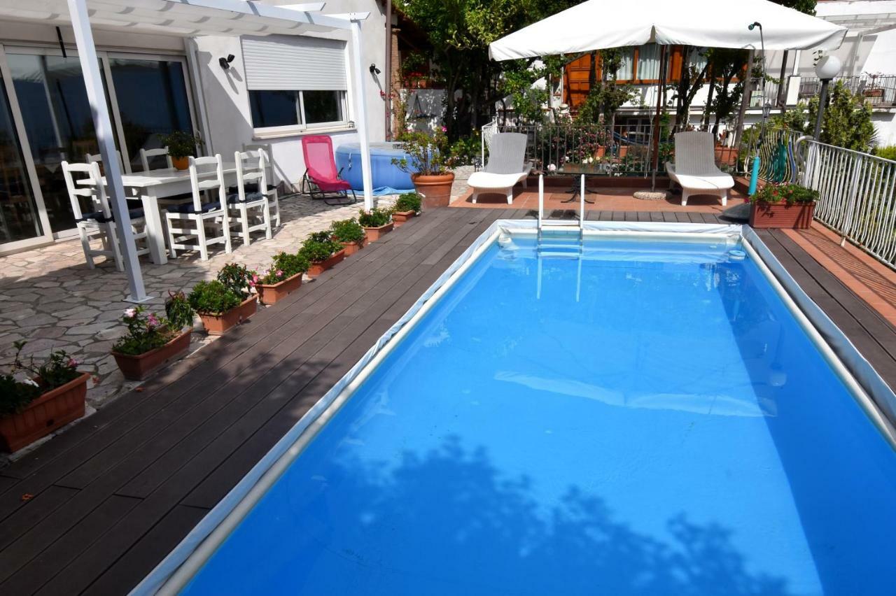 Villa Asia Holiday Home Sant'Agata sui due Golfi Bagian luar foto